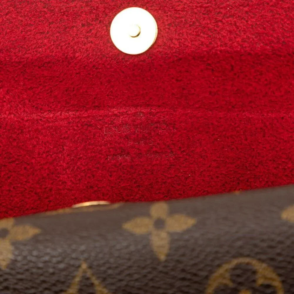 Louis Vuitton delivery duty